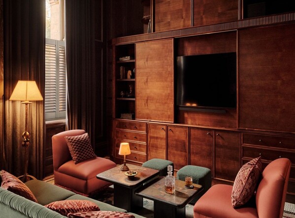 Kimpton Fitzroy redesigns lobby to drive third space visits