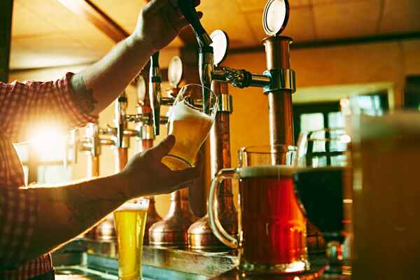 Government reworks &pound;10m Hospitality Grant Scheme to add restaurants and caf&eacute;s to recipients