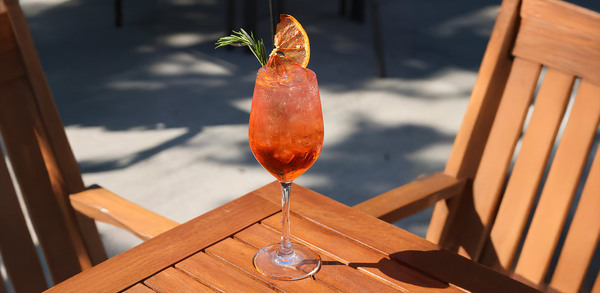 Aperol but make it fruity: try the Supernova Spritz