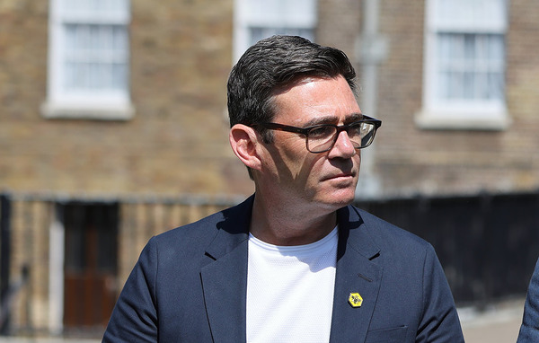 Hundreds of hospitality businesses urge Burnham to lower VAT