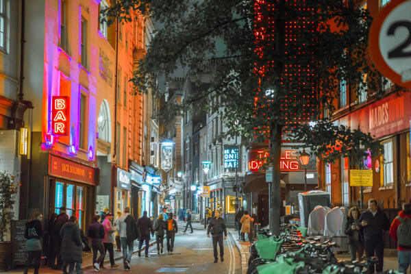 Westminster Council pushes back in &lsquo;vertical drinking&rsquo; row